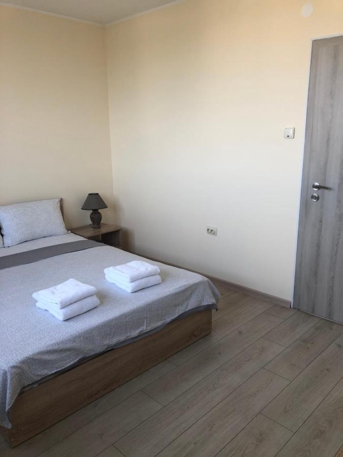 Avelov Art Apartment Burgas Exteriör bild